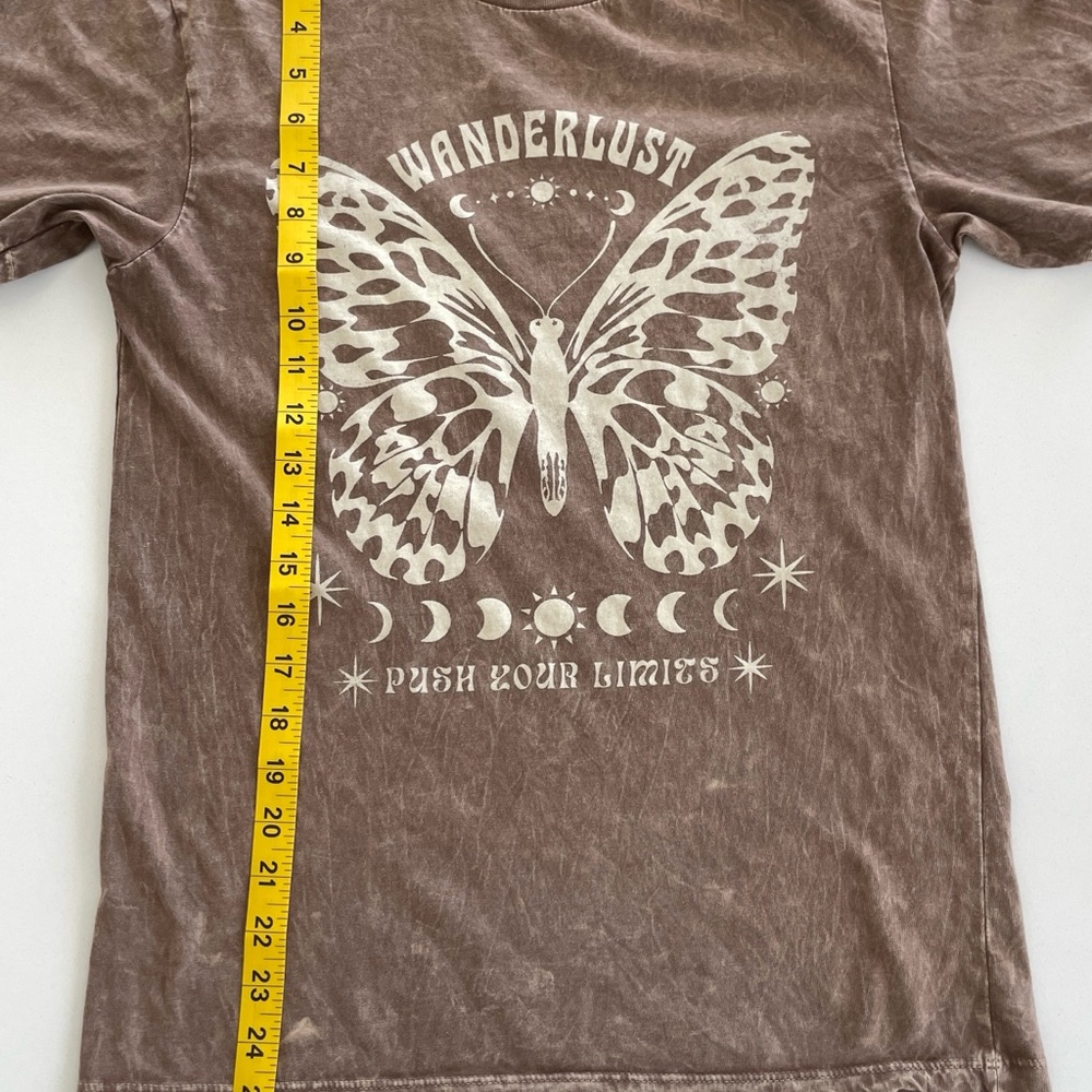 Lotus Fashion LA | Brown Graphic Tee with Butterfly Design | Size Small - Picture 6 of 8